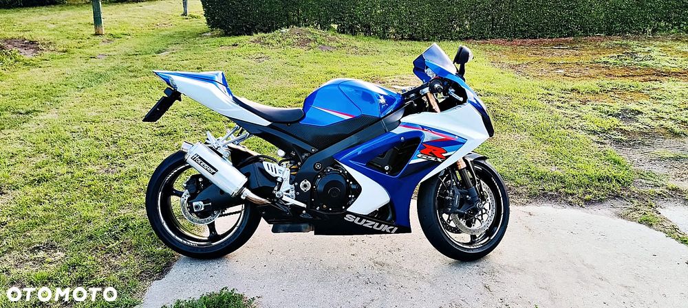 Suzuki GSX-R - 4