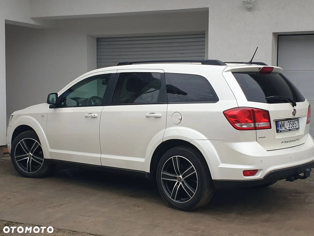 Fiat Freemont 2.0 Multijet 16V DPF Automatik Allrad Black Code - 9