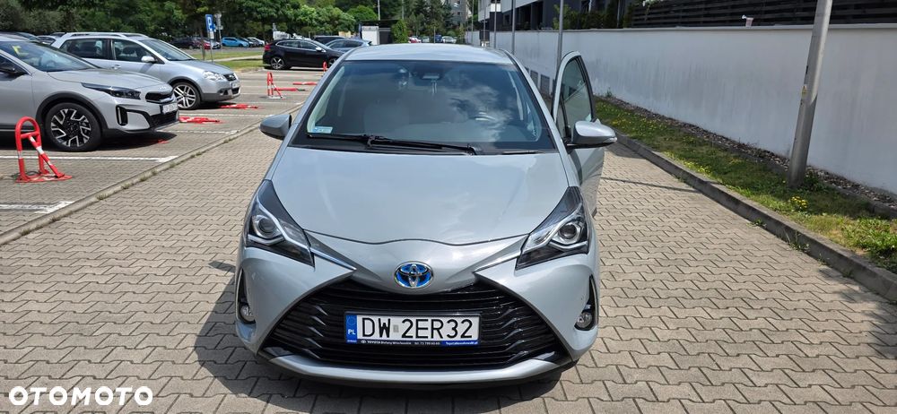 Toyota Yaris Hybrid 100 Dynamic EU6 - 1