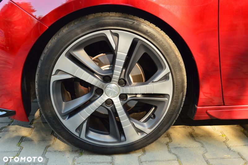 Peugeot 308 - 24