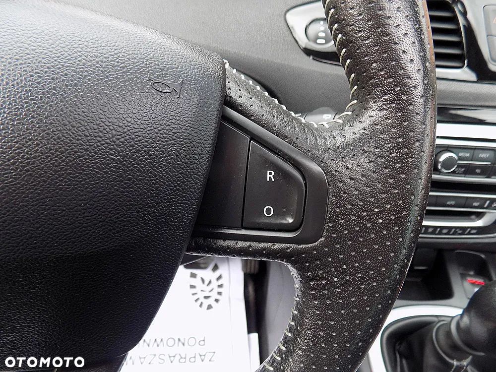 Renault Scenic ENERGY TCe 130 S&S Bose Edition - 14