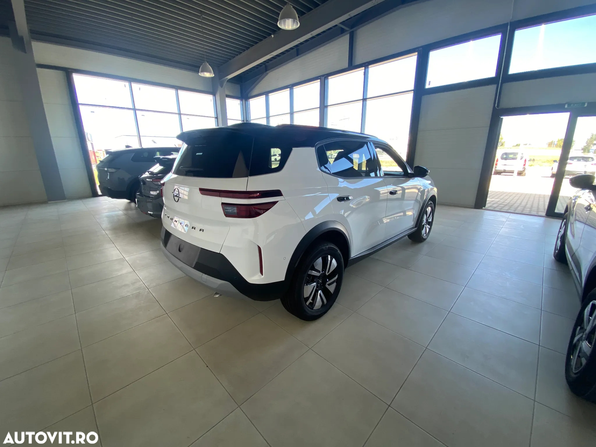 Opel Frontera 1.2 Turbo MHEV Edition - 5