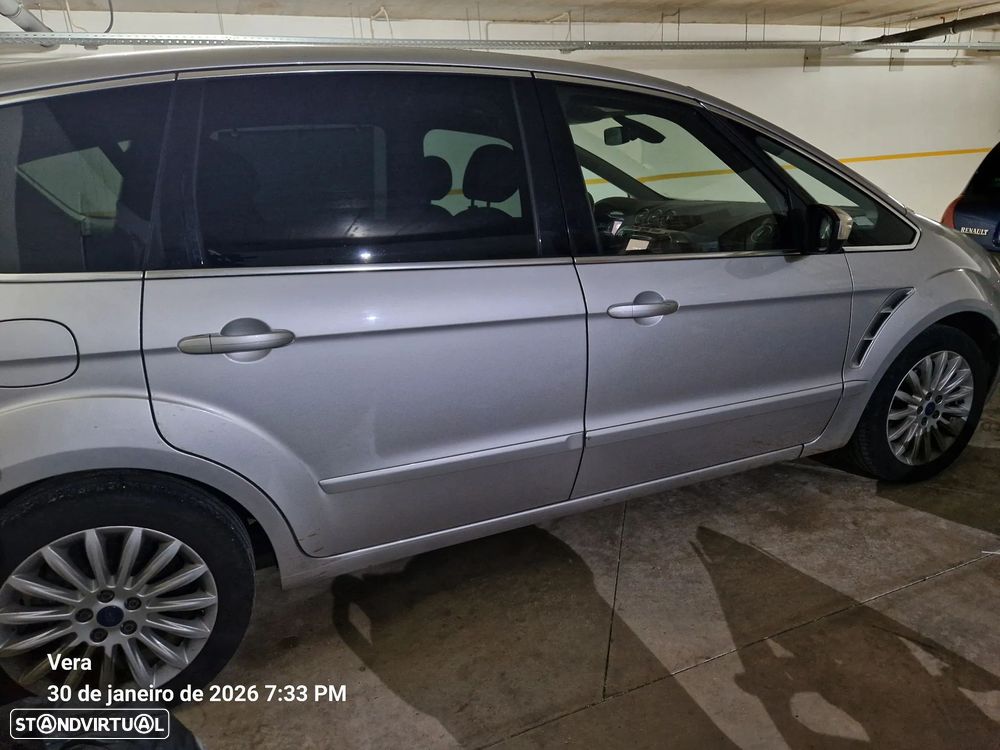 Ford S-Max 2.0 TDCi Titanium 7L - 19