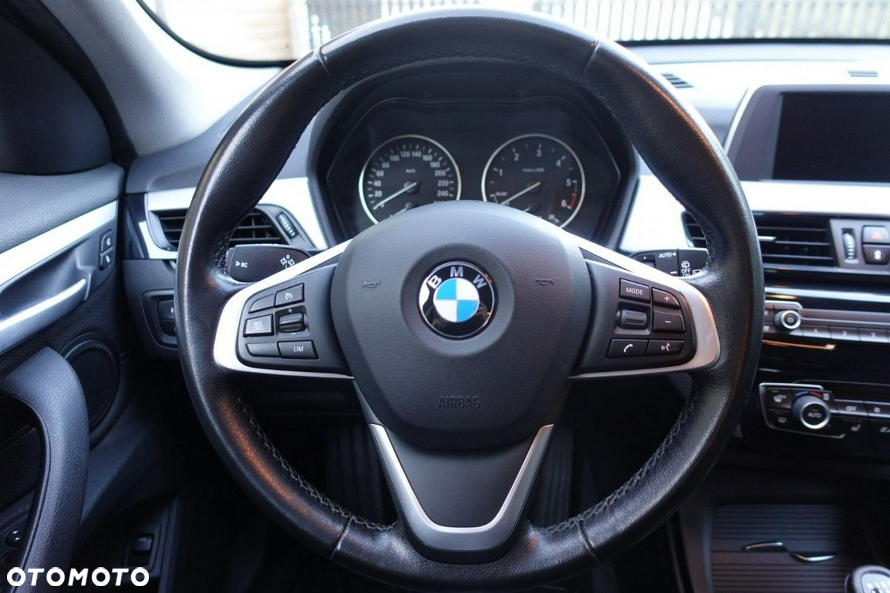 BMW X1 - 15