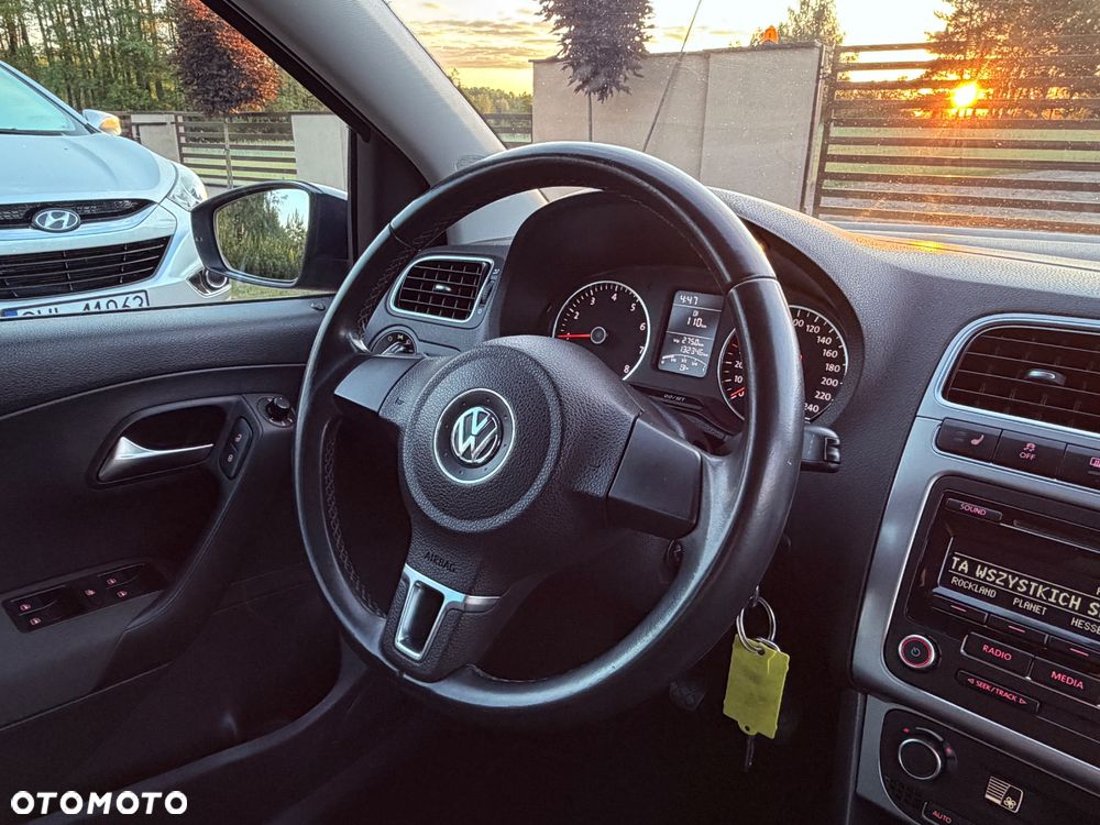 Volkswagen Polo 1.2 Life - 26