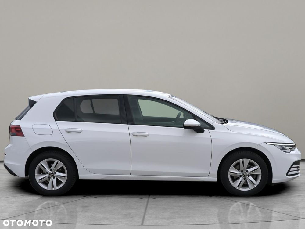 Volkswagen Golf 1.5 eTSI Life DSG - 7