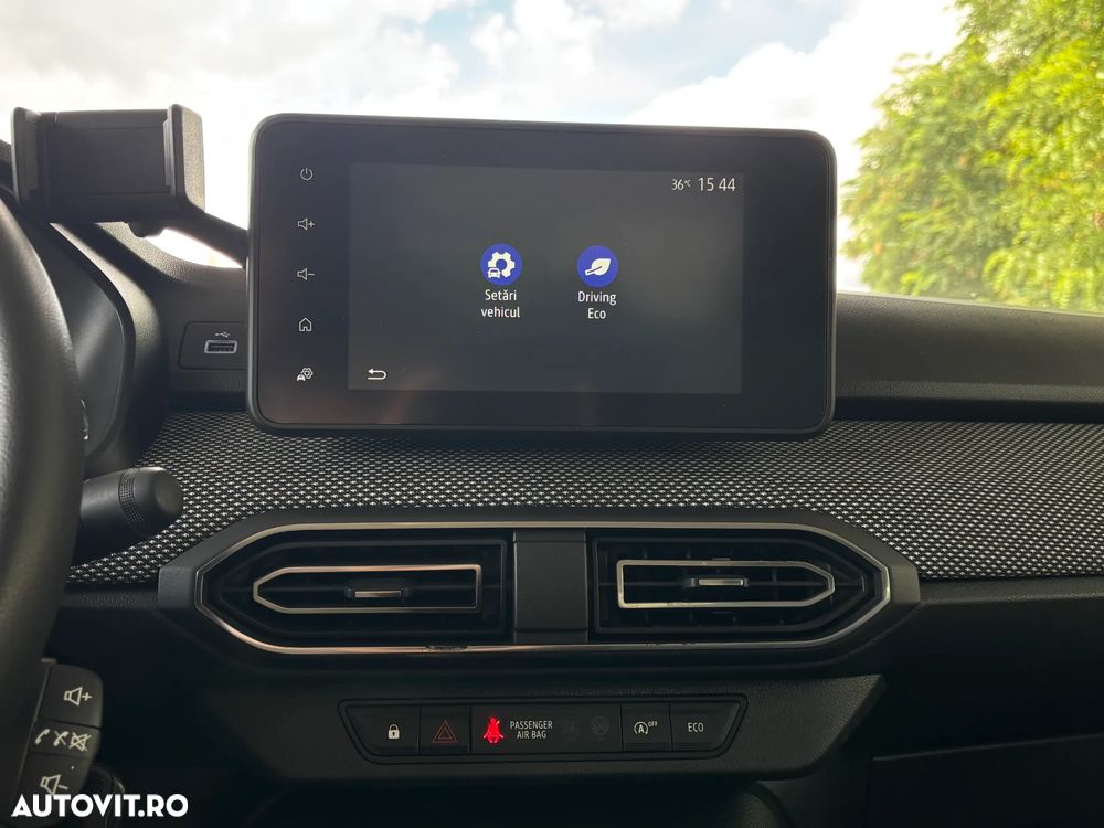 Dacia Logan TCe 90 MT6 Comfort - 24
