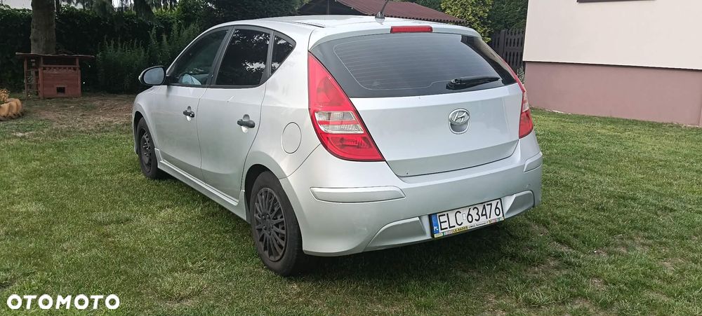 Hyundai i30 1.4 Base + EU5 - 6