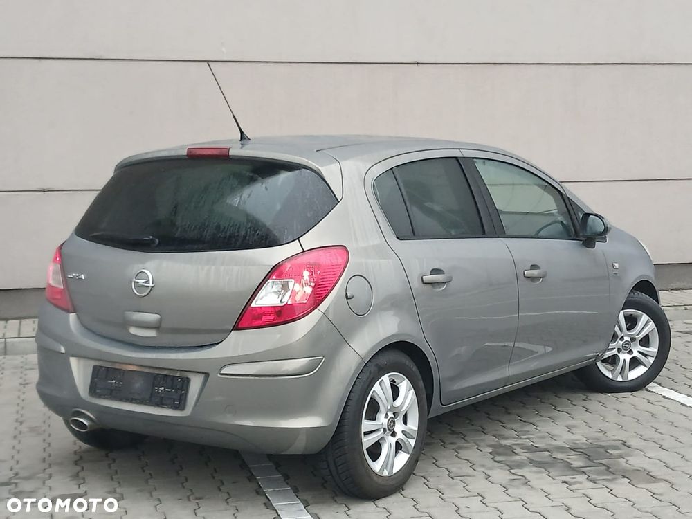 Opel Corsa - 9