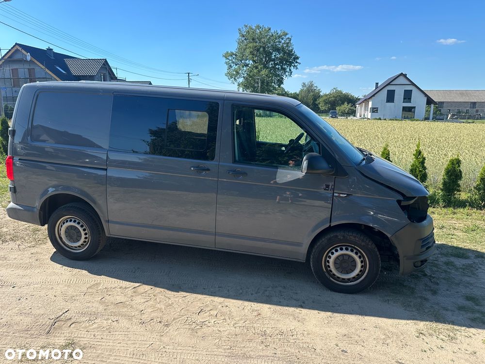 Volkswagen Transporter - 26