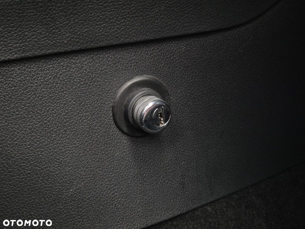 Skoda Superb 1.5 TSI Sportline DSG - 35