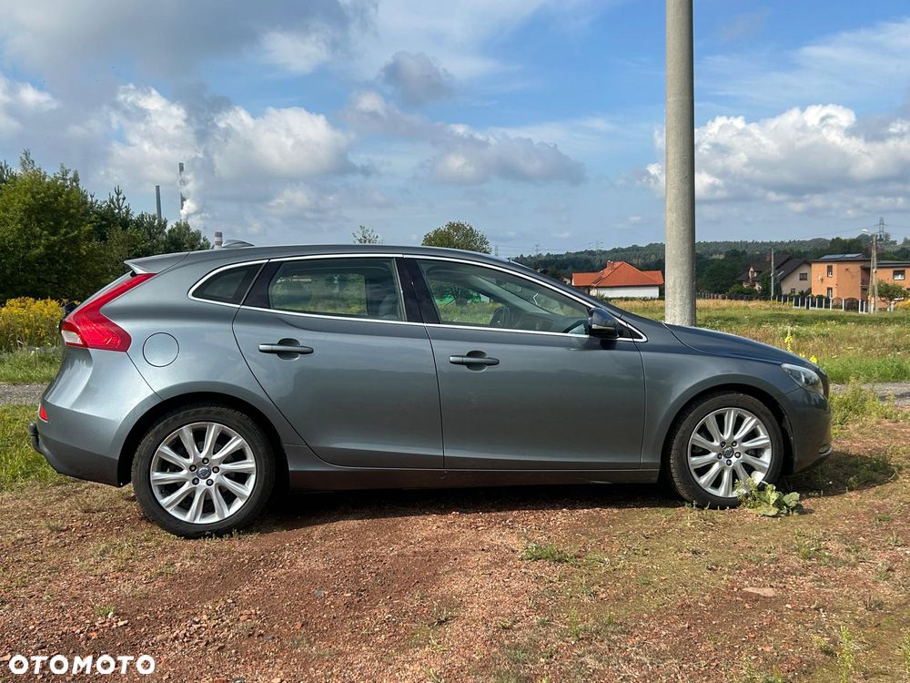 Volvo V40 D4 Drive-E Momentum - 5