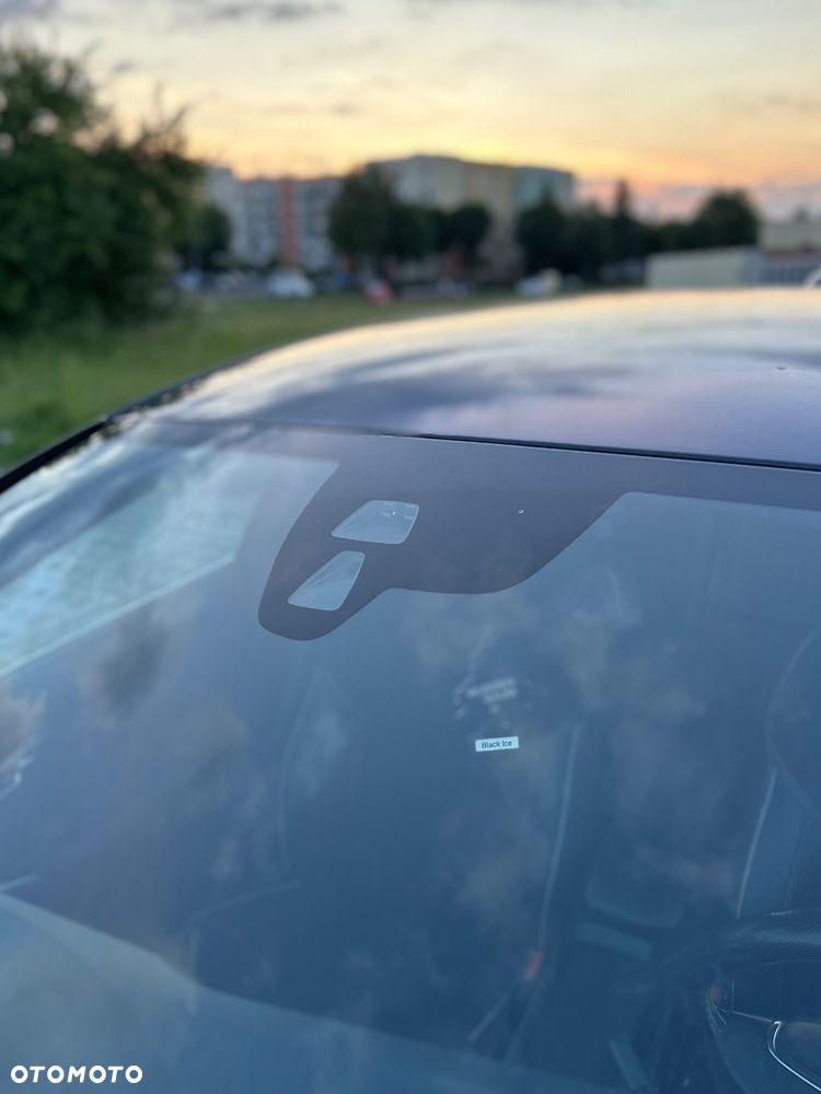 Volvo V40 D3 Geartronic R Design - 8