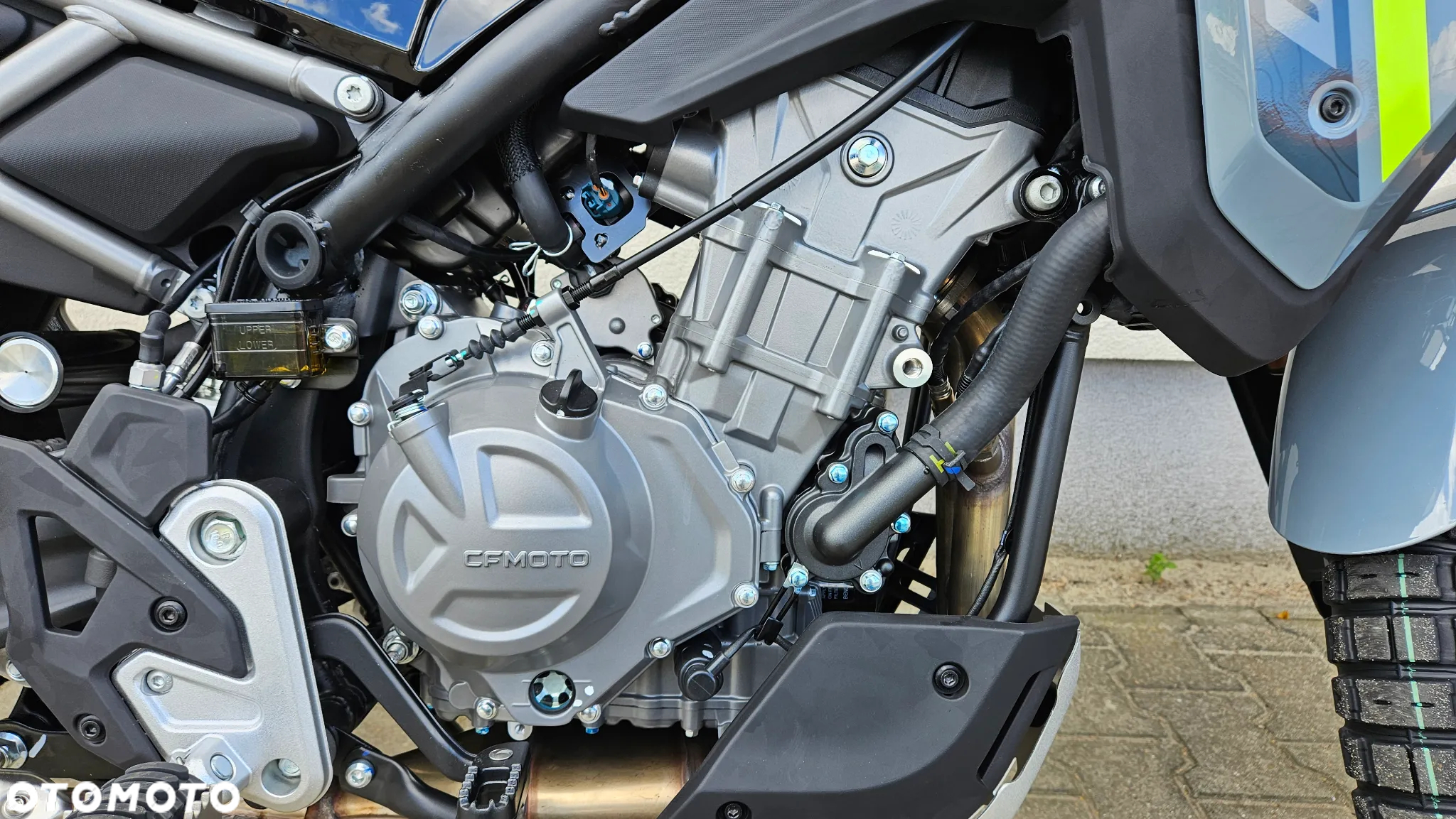 CFMoto MT - 7
