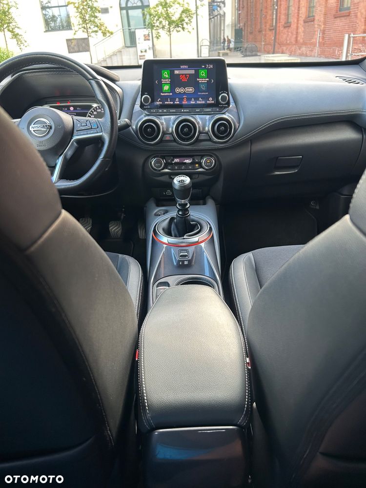 Nissan Juke 1.0 DIG-T Tekna - 32
