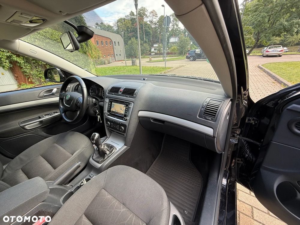 Skoda Octavia - 25
