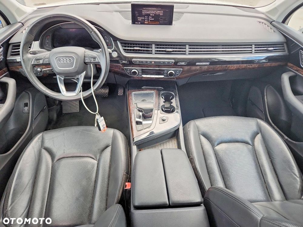 Audi Q7 3.0 TFSI Quattro Tiptronic - 8