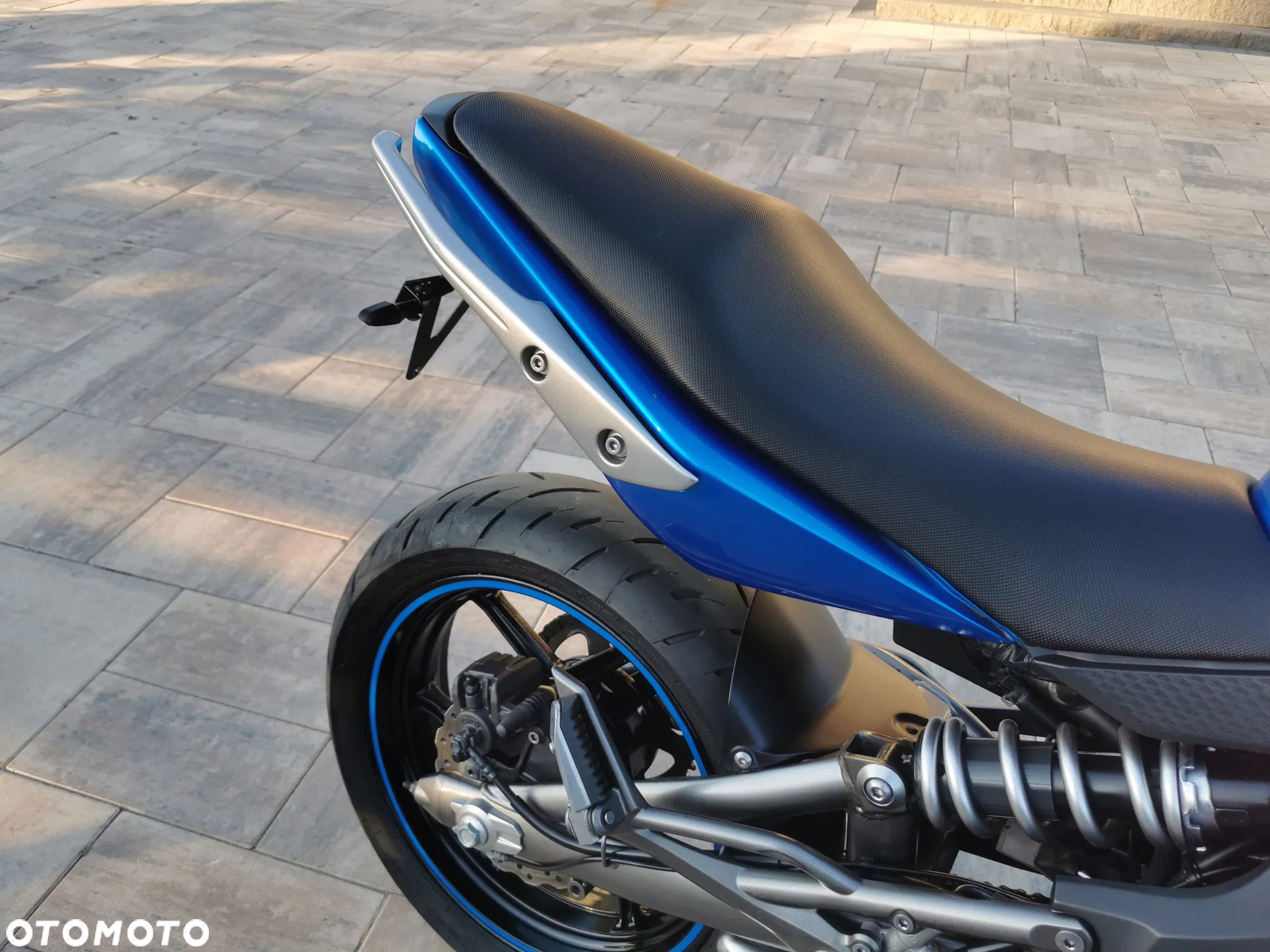 Kawasaki ER - 21