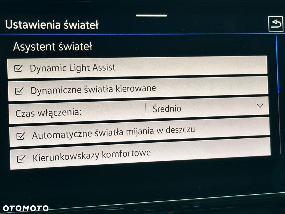 Volkswagen Arteon 2.0 TDI SCR 4Motion DSG R-Line - 24