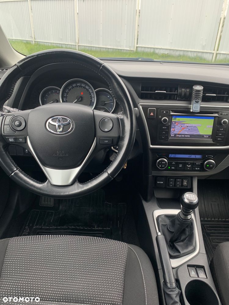 Toyota Auris 2.0 D-4D Edition - 7