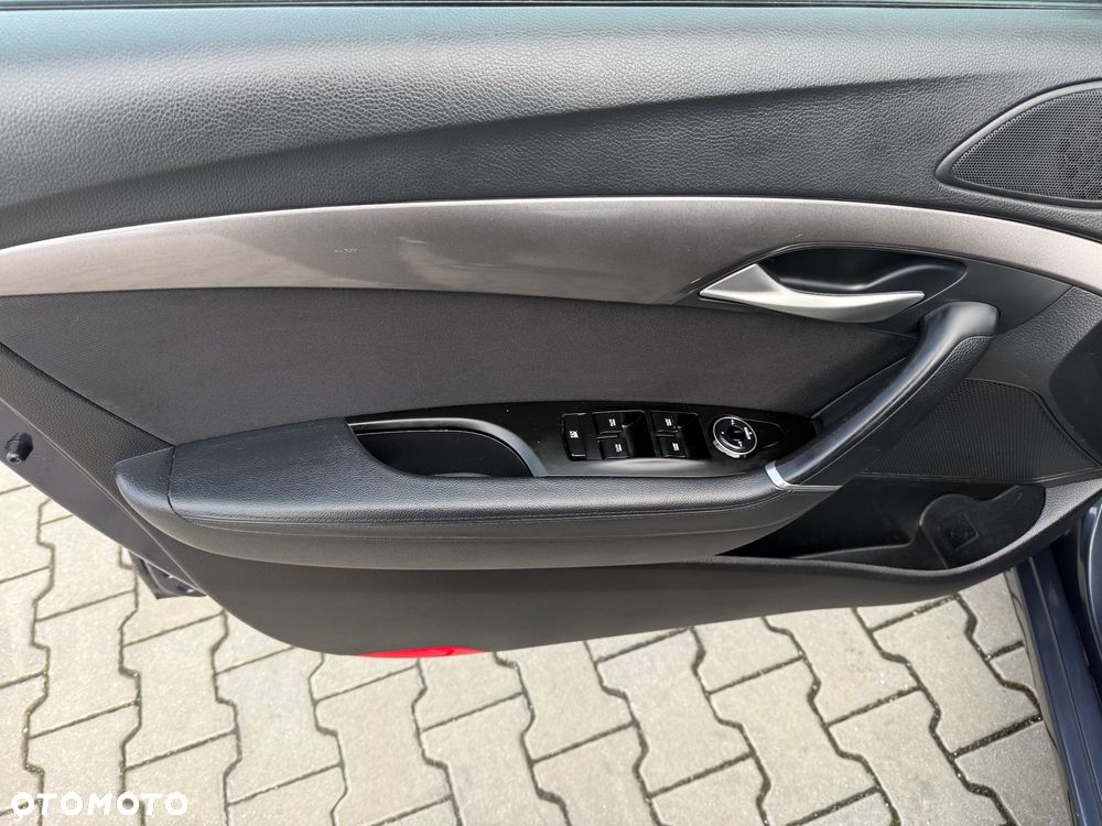 Hyundai i40 Kombi blue 1.6 Classic - 20