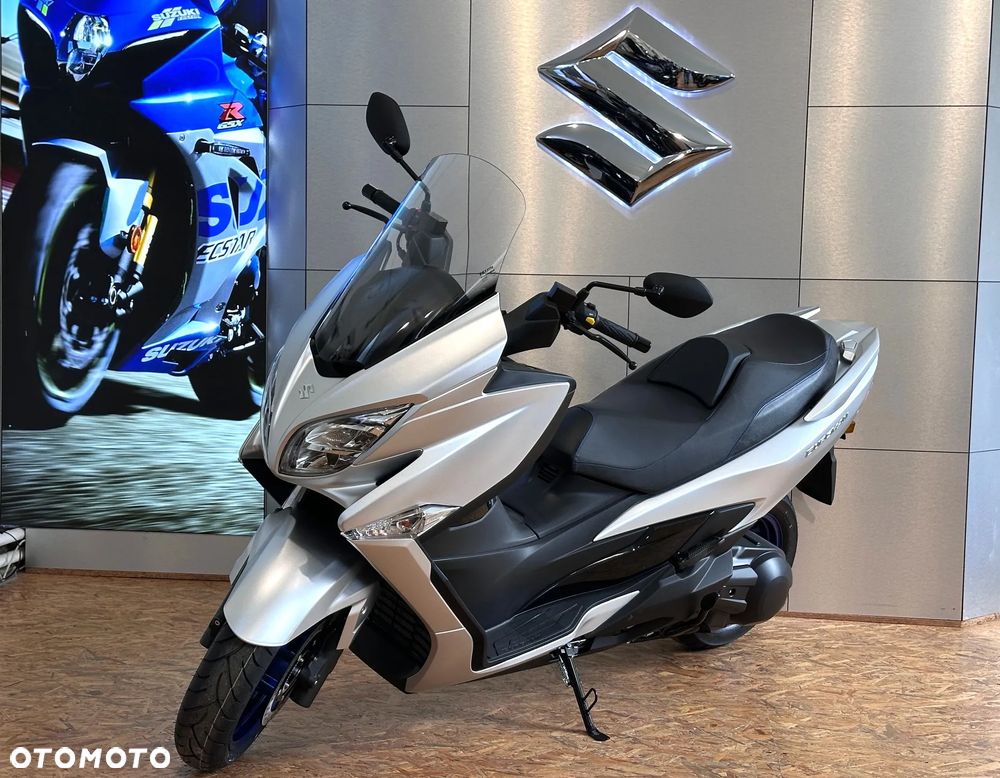 Suzuki Burgman - 7