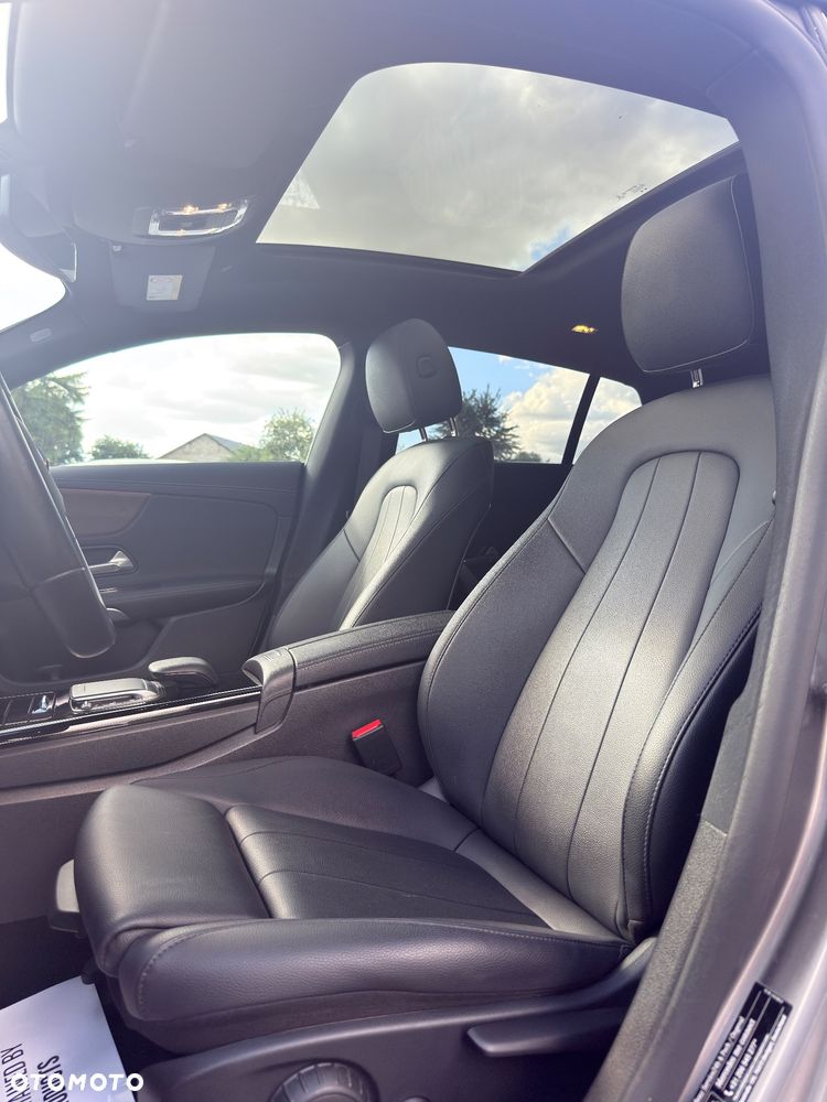 Mercedes-Benz CLA 200 7G-DCT Edition Progressive Line - 15