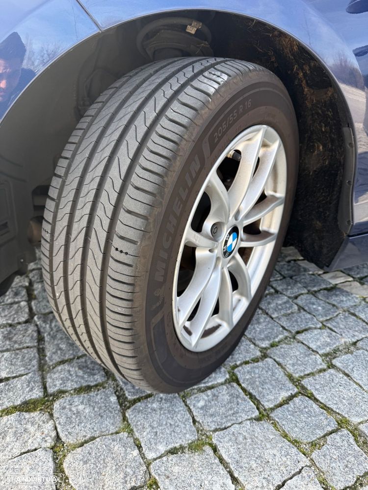 BMW 116 d EDynamics Line Sport - 24