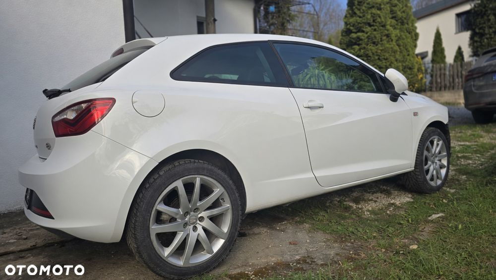 Seat Ibiza SC 1.2 TSI FR - 1