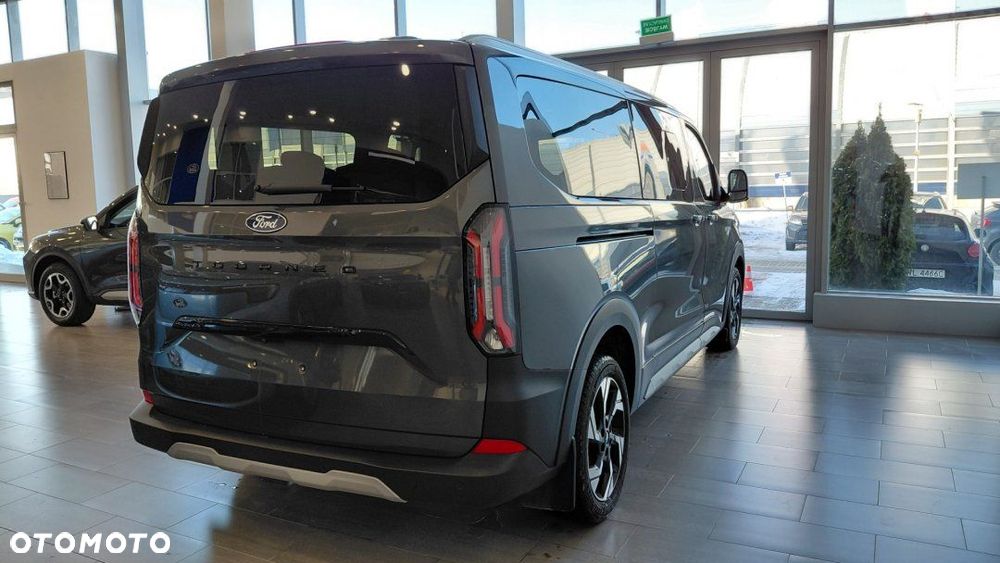 Ford Tourneo Custom - 6