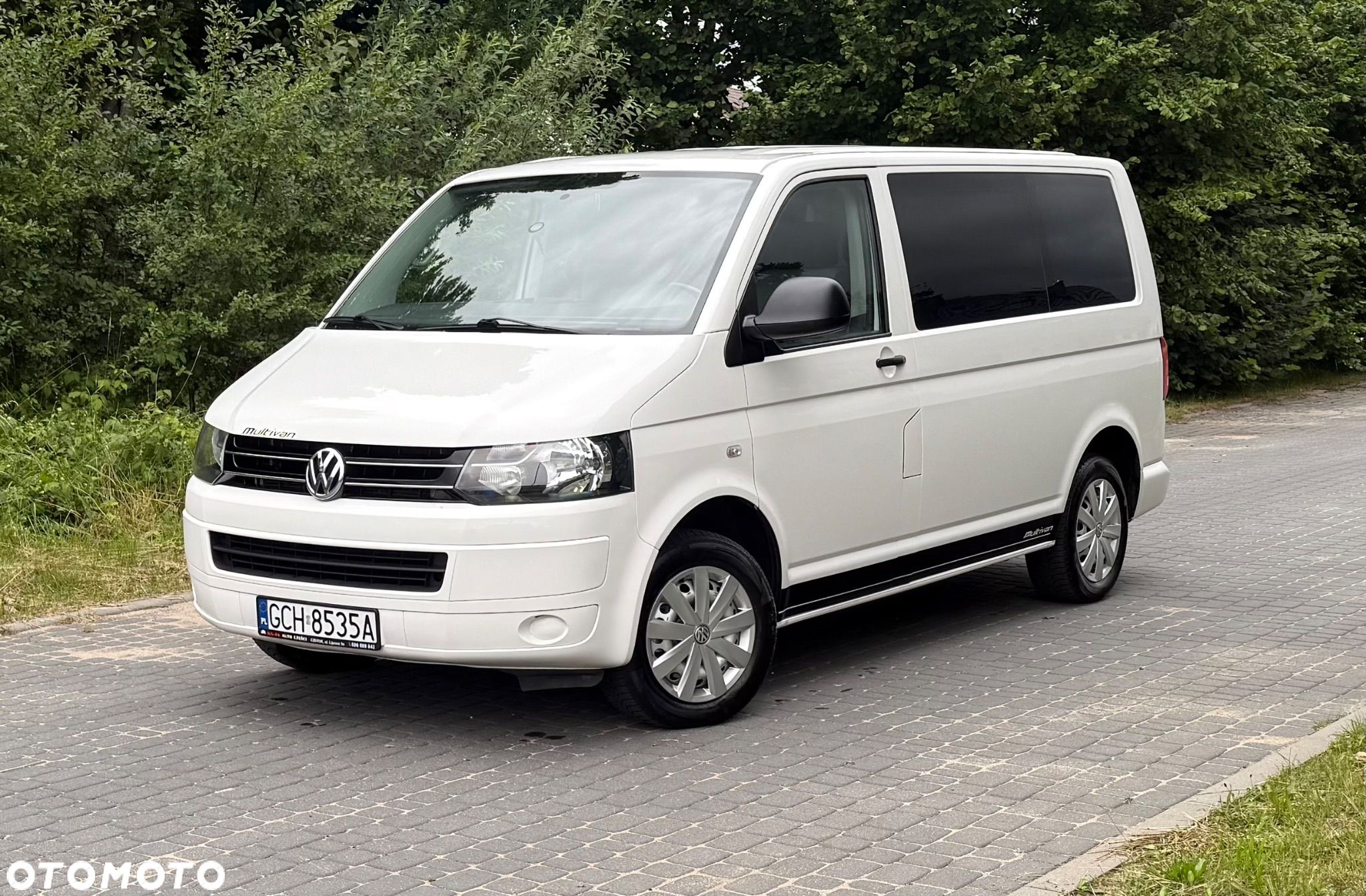 Volkswagen Multivan - 1