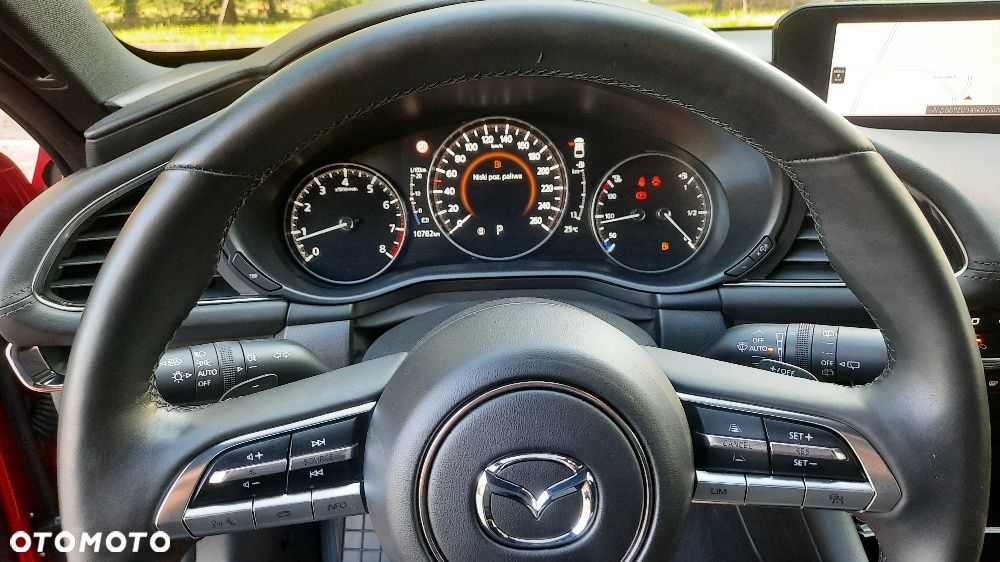 Mazda 3 e-SKYACTIV-G 2.0 M HYBRID DRIVE SELECTION - 11