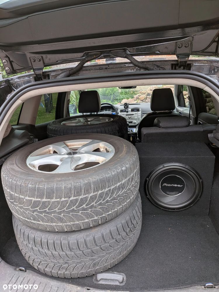 Ford Kuga 2.5 4x4 Individual - 15