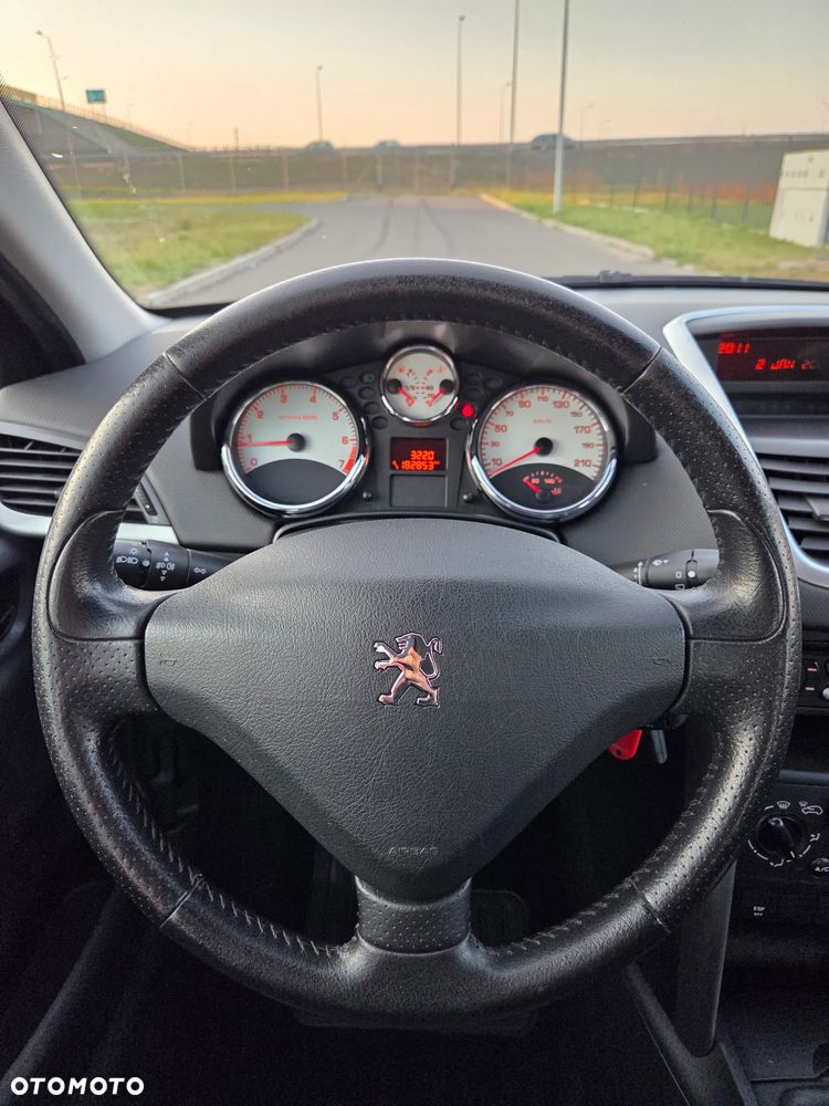 Peugeot 207 120 VTi Sport - 11