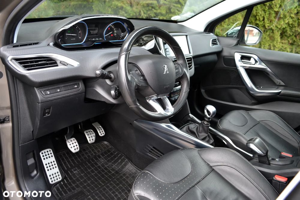 Peugeot 2008 - 18