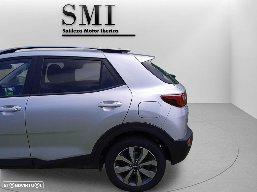 Kia Stonic - 8