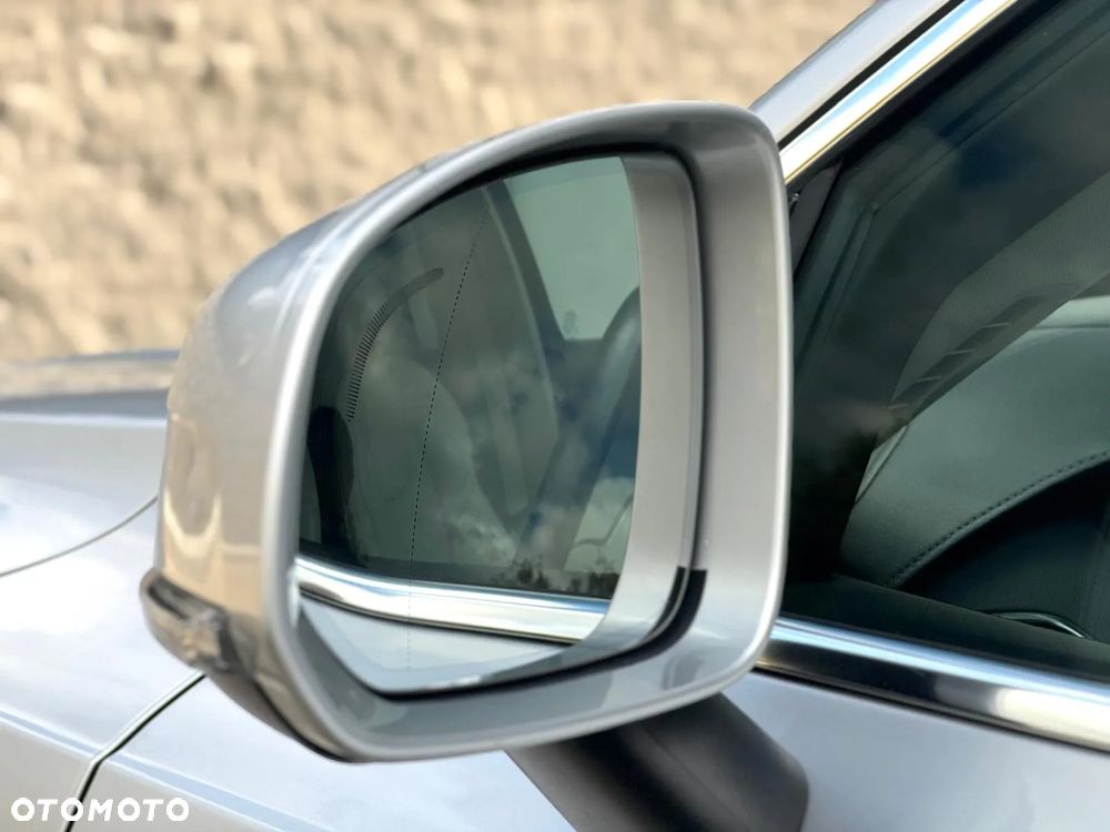 Volvo XC 90 - 39