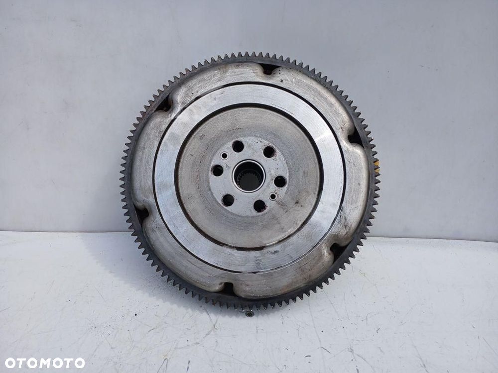 SPRZĘGŁO DOCISK KOŁO ZAMACHOWE VOLVO V50 C30 2.0 B 145 KM B4204S3 124044310 - 2