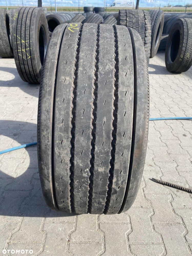 385/55R19.5 Opona CONTINENTAL HTL1 Naczepa 8-11mm HTL 1 - 4