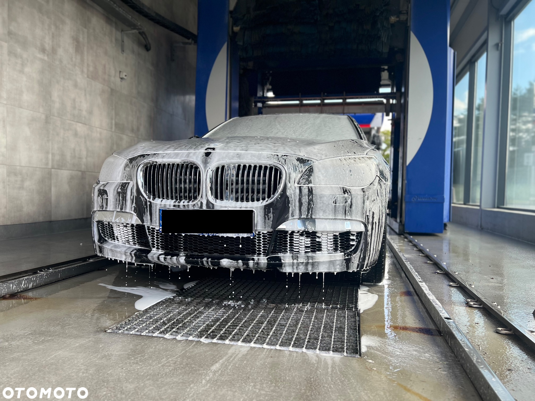 BMW Seria 7 740Li - 3