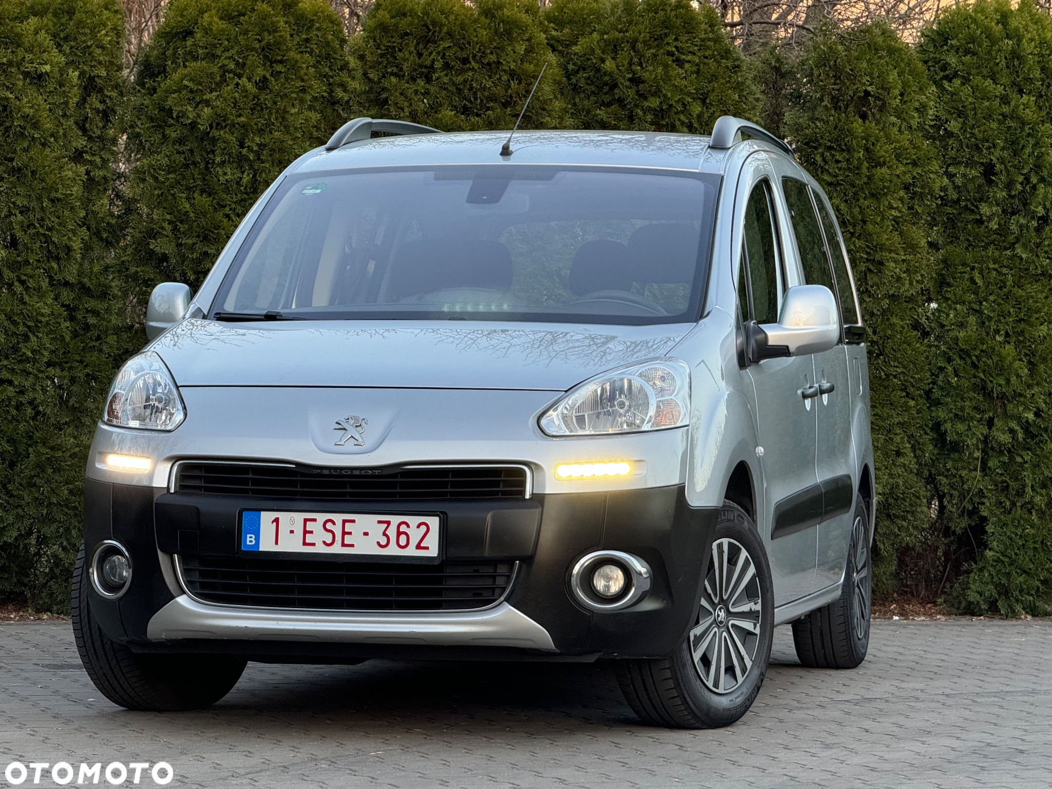 Peugeot Partner Tepee 98 VTi Style - 22