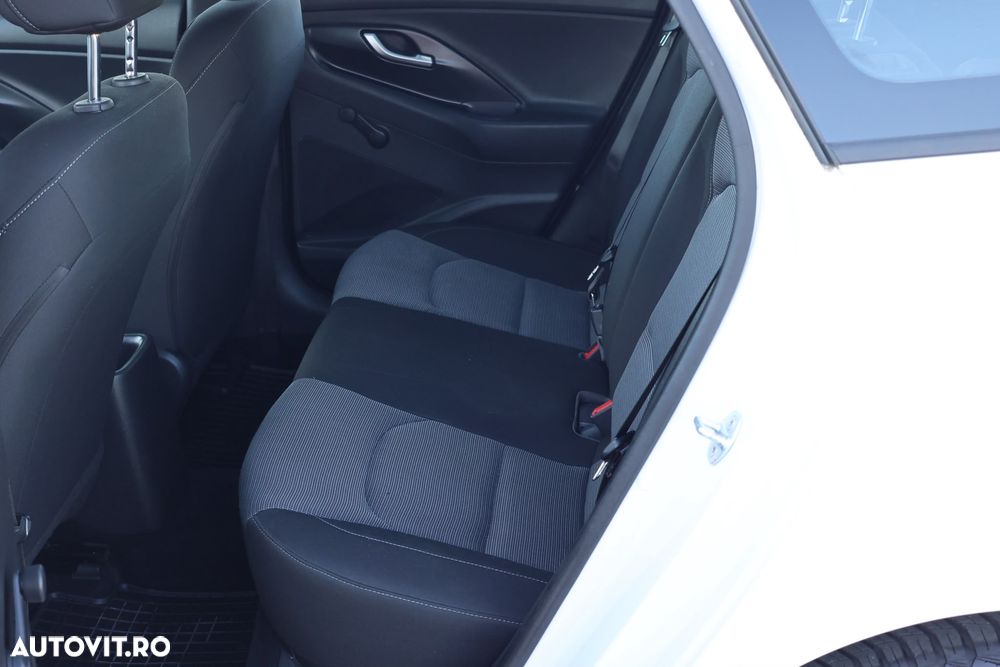 Hyundai i30 1.6 CRDI Select - 37