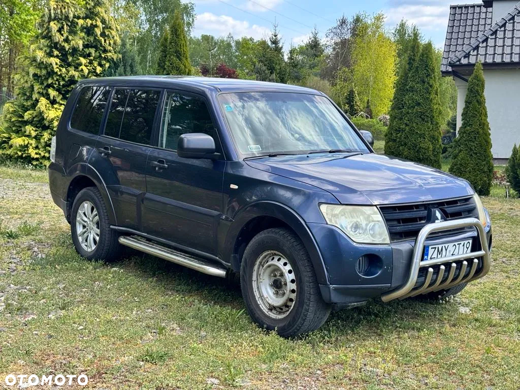 Mitsubishi Pajero - 6