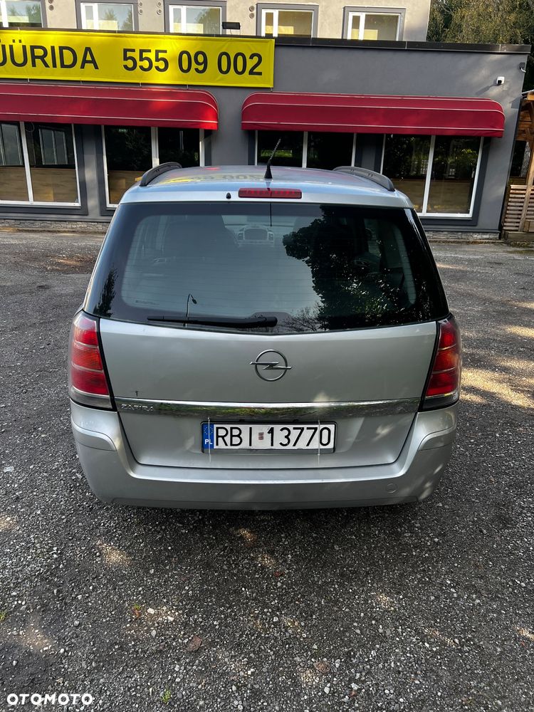 Opel Zafira - 3