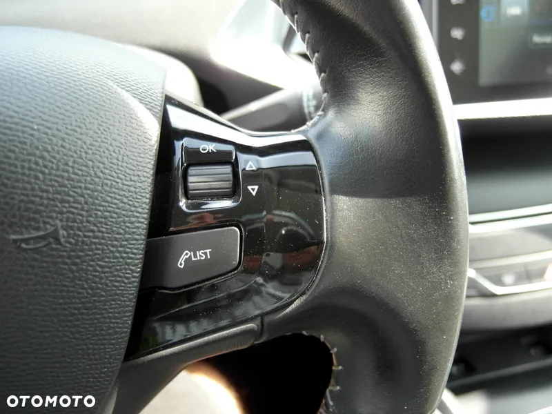 Peugeot 308 BlueHDi FAP 150 Stop&Start Automatik Allure - 22