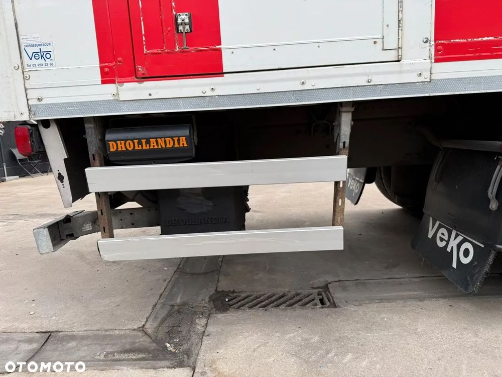 Renault D 19 - 10