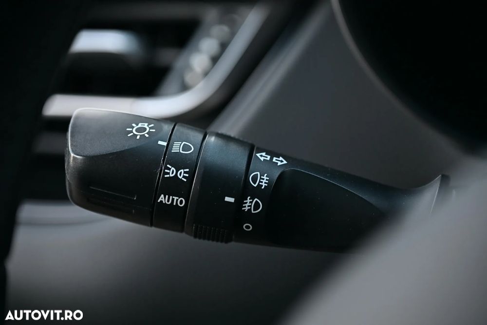 Toyota C-HR Hybrid Flow - 37