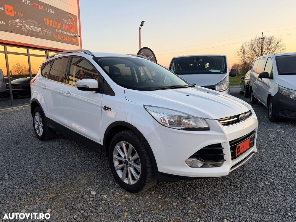 Ford Kuga 2.0 TDCi 2x4 Titanium - 3