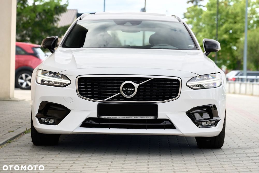 Volvo V90 T5 R-Design - 11