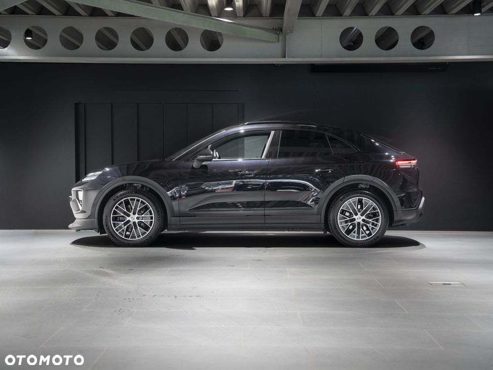 Porsche Macan - 2